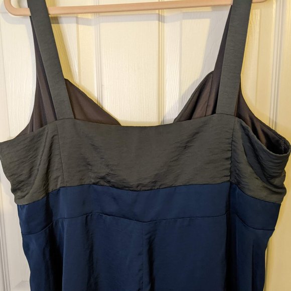 Jump Girl Sleeveless Gray & Blue Satin Dress w/Front Pleats - size 3X - Picture 6 of 7